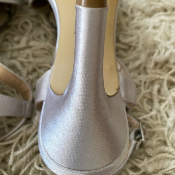 NWT Alex Marie Crystal Embellished Evening Sandals Silver Satin, size 6M - Picture 10 of 15